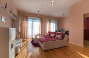 Harmonia Sea View Apartments